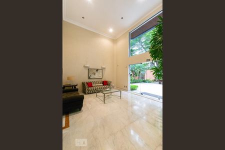 Apartamento para alugar com 223m², 3 quartos e 4 vagas Apartamento para alugar com 223m², 3 quartos e 4 vagasHall