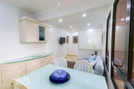 Apartamento para alugar com 223m², 3 quartos e 4 vagas Apartamento para alugar com 223m², 3 quartos e 4 vagasCopa