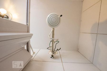 Apartamento para alugar com 223m², 3 quartos e 4 vagas Apartamento para alugar com 223m², 3 quartos e 4 vagasBanheiro de Serviço