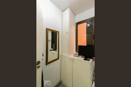 Apartamento para alugar com 223m², 3 quartos e 4 vagas Apartamento para alugar com 223m², 3 quartos e 4 vagasQuarto de Serviço 2