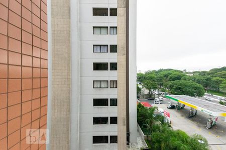 Apartamento para alugar com 223m², 3 quartos e 4 vagas Apartamento para alugar com 223m², 3 quartos e 4 vagasVista