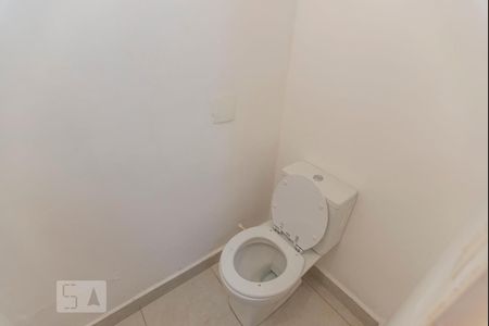 Casa à venda com 200m², 5 quartos e 2 vagasBanheiro 4