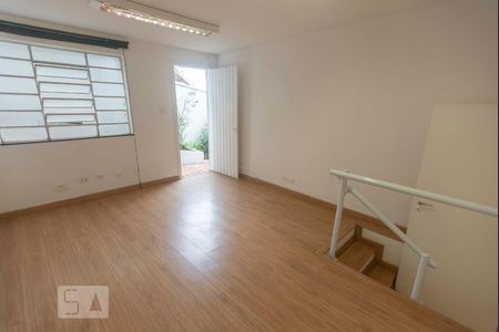 Quarto 2 de casa à venda com 5 quartos, 200m² em Vila Progredior, São Paulo