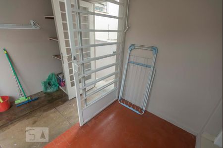 Casa à venda com 200m², 5 quartos e 2 vagasLavanderia