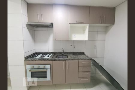 Cozinha de apartamento para alugar com 2 quartos, 48m² em Vila Andrade, São Paulo