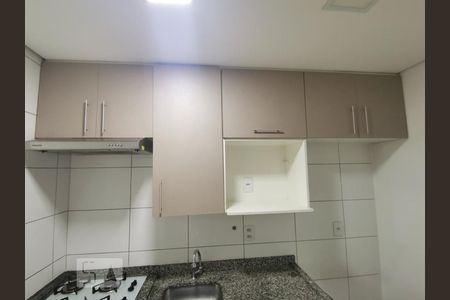 Apartamento para alugar com 48m², 2 quartos e 1 vaga Apartamento para alugar com 48m², 2 quartos e 1 vagaCozinha - Armários