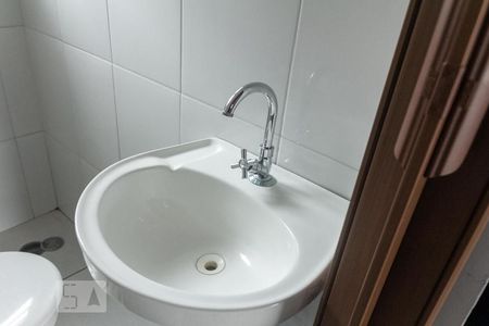 Casa à venda com 200m², 3 quartos e 2 vagas Casa à venda com 200m², 3 quartos e 2 vagasBanheiro 3