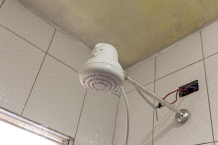 Casa à venda com 200m², 3 quartos e 2 vagas Casa à venda com 200m², 3 quartos e 2 vagasBanheiro 2