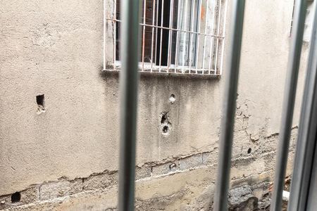 Casa à venda com 200m², 3 quartos e 2 vagas Casa à venda com 200m², 3 quartos e 2 vagasQuarto 1 - vista