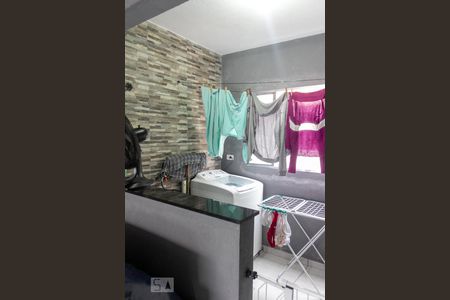 Casa à venda com 200m², 3 quartos e 2 vagas Casa à venda com 200m², 3 quartos e 2 vagasLavanderia 2