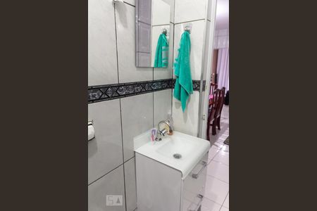 Banheiro 1 de casa à venda com 3 quartos, 200m² em Conceição, Diadema