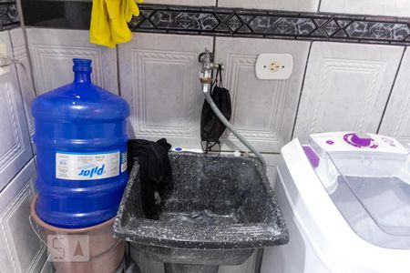 Casa à venda com 200m², 3 quartos e 2 vagas Casa à venda com 200m², 3 quartos e 2 vagasLavanderia 1