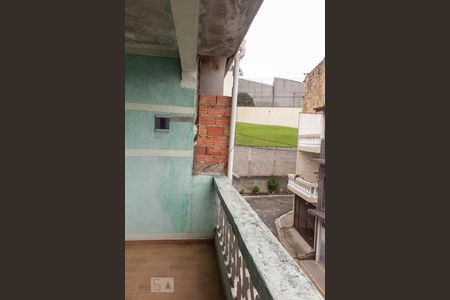 Casa à venda com 200m², 3 quartos e 2 vagas Casa à venda com 200m², 3 quartos e 2 vagasQuarto 2 - sacada