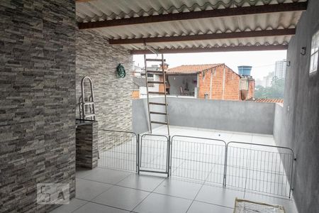 Casa à venda com 200m², 3 quartos e 2 vagas Casa à venda com 200m², 3 quartos e 2 vagasLavanderia 2