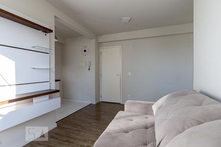 Sala de apartamento para alugar com 2 quartos, 46m² em Pinheirinho, Curitiba