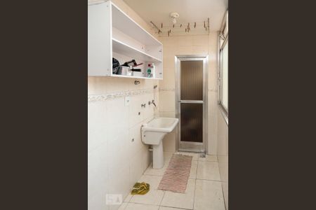 Apartamento para alugar com 67m², 2 quartos e 1 vaga Apartamento para alugar com 67m², 2 quartos e 1 vagaÁrea de Serviço