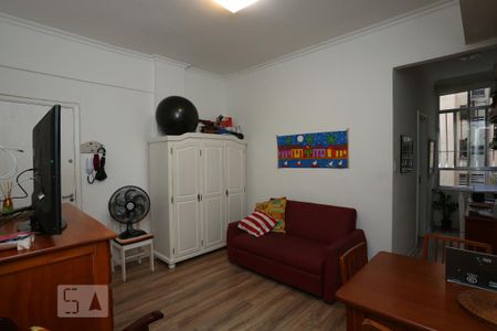 Sala de apartamento à venda com 1 quarto, 40m² em Copacabana, Rio de Janeiro