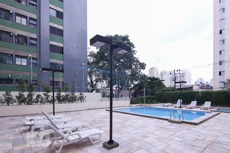 Apartamento à venda com 50m², 1 quarto e 1 vagaPiscina