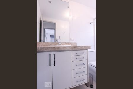 Banheiro Social de apartamento à venda com 1 quarto, 50m² em Vila Anglo Brasileira, São Paulo