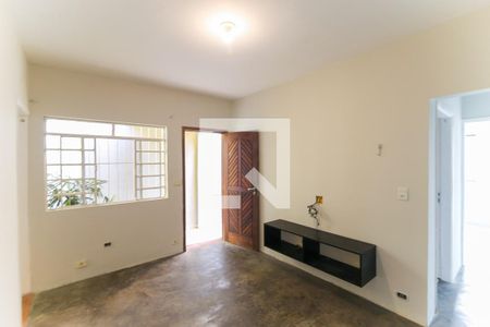 Sala de casa para alugar com 2 quartos, 60m² em Vila Sônia do Taboão, Taboão da Serra