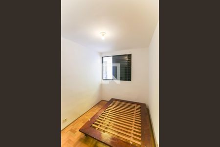 Quarto 2 de casa para alugar com 2 quartos, 60m² em Vila Sônia do Taboão, Taboão da Serra