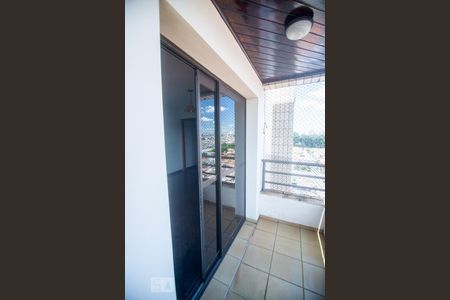 Varanda de apartamento à venda com 3 quartos, 96m² em Jardim Teresa, São Paulo