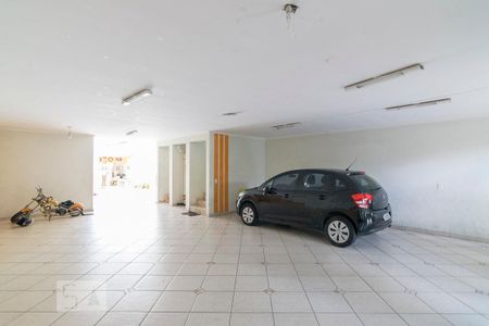 Garagem de casa à venda com 5 quartos, 500m² em Parque Oratorio, Santo André
