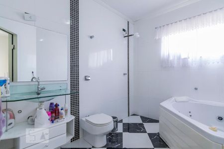 Banheiro da Suíte 1 de casa à venda com 5 quartos, 500m² em Parque Oratorio, Santo André