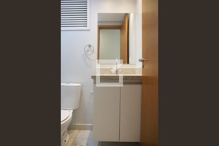 Apartamento para alugar com 70m², 3 quartos e 2 vagasBanheiro