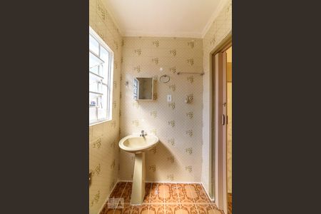 Casa para alugar com 39m², 1 quarto e sem vaga Casa para alugar com 39m², 1 quarto e sem vagaBanheiro