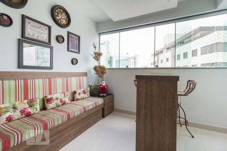 Sala de apartamento para alugar com 4 quartos, 110m² em Liberdade, Belo Horizonte