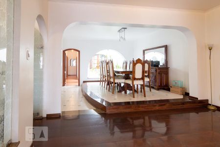 Sala de casa para alugar com 3 quartos, 350m² em Jardim, Santo André