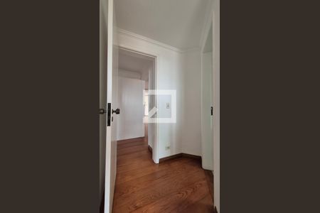 Apartamento para alugar com 135m², 4 quartos e 3 vagas Apartamento para alugar com 135m², 4 quartos e 3 vagasSuíte