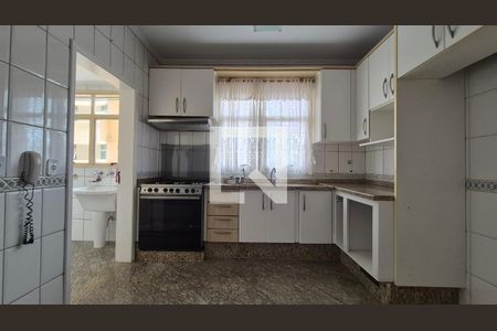 Apartamento para alugar com 135m², 4 quartos e 3 vagas Apartamento para alugar com 135m², 4 quartos e 3 vagasCozinha