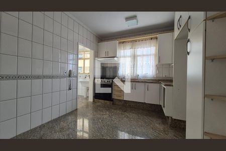 Apartamento para alugar com 135m², 4 quartos e 3 vagas Apartamento para alugar com 135m², 4 quartos e 3 vagasCozinha