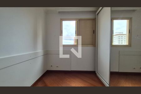 Apartamento para alugar com 135m², 4 quartos e 3 vagas Apartamento para alugar com 135m², 4 quartos e 3 vagasQuarto 2