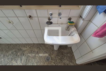 Apartamento para alugar com 135m², 4 quartos e 3 vagas Apartamento para alugar com 135m², 4 quartos e 3 vagasLavanderia