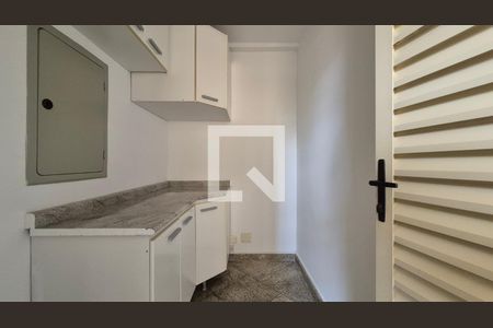 Apartamento para alugar com 135m², 4 quartos e 3 vagas Apartamento para alugar com 135m², 4 quartos e 3 vagasQuarto de serviço