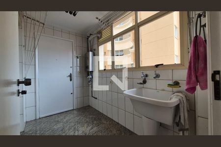 Apartamento para alugar com 135m², 4 quartos e 3 vagas Apartamento para alugar com 135m², 4 quartos e 3 vagasLavanderia