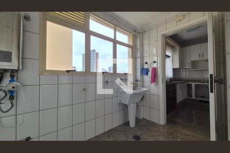 Apartamento para alugar com 135m², 4 quartos e 3 vagas Apartamento para alugar com 135m², 4 quartos e 3 vagasLavanderia