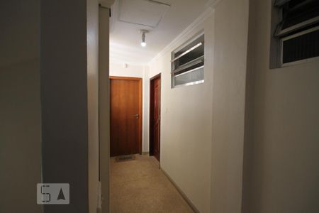 Hall de entrada de kitnet/studio para alugar com 1 quarto, 32m² em Liberdade, São Paulo