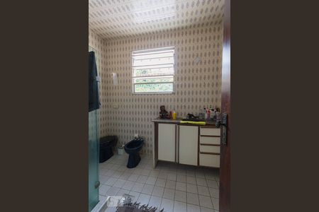 Casa à venda com 706m², 5 quartos e 5 vagas Casa à venda com 706m², 5 quartos e 5 vagasBanheiro Social 2 (2º andar)