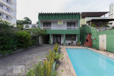 Casa à venda com 706m², 5 quartos e 5 vagas Casa à venda com 706m², 5 quartos e 5 vagasVaranda Gourmet/Piscina