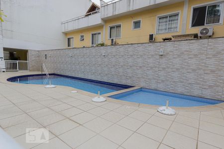 Casa de condomínio para alugar com 190m², 4 quartos e 2 vagas Casa de condomínio para alugar com 190m², 4 quartos e 2 vagasPiscina