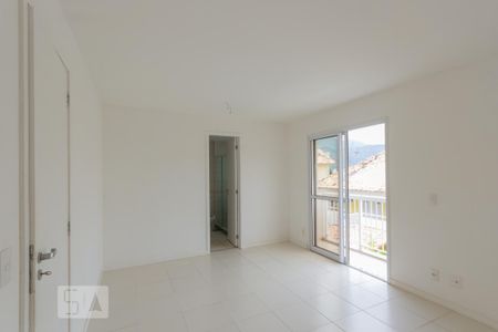 Casa de condomínio para alugar com 190m², 4 quartos e 2 vagas Casa de condomínio para alugar com 190m², 4 quartos e 2 vagasQuarto 2 - Suíte (2º andar)