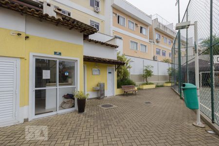 Casa de condomínio para alugar com 190m², 4 quartos e 2 vagas Casa de condomínio para alugar com 190m², 4 quartos e 2 vagasÁrea Comum