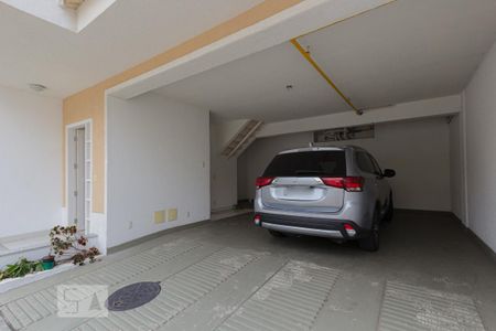 Casa de condomínio para alugar com 190m², 4 quartos e 2 vagas Casa de condomínio para alugar com 190m², 4 quartos e 2 vagasGaragem (Térreo)