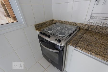 Casa de condomínio para alugar com 190m², 4 quartos e 2 vagas Casa de condomínio para alugar com 190m², 4 quartos e 2 vagasCozinha (1º andar)