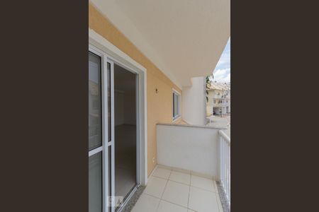 Varanda Sala (1º andar) de casa de condomínio para alugar com 4 quartos, 190m² em Freguesia, Rio de Janeiro
