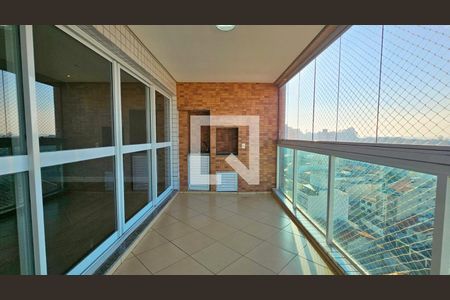 Apartamento à venda com 208m², 4 quartos e 3 vagasVaranda da cobertura